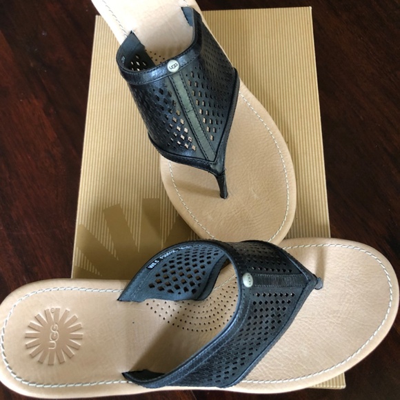 UGG SOLENA SANDALS - Picture 2 of 4